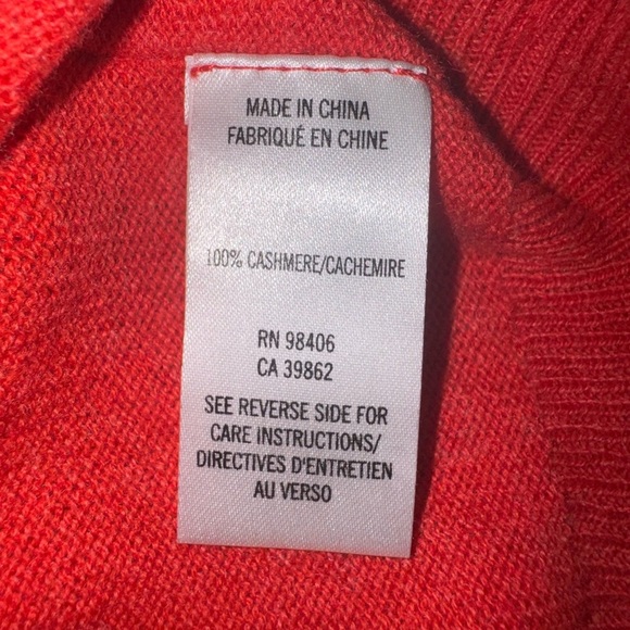 Theory muted red Knit turtleneck 100% Cashmere Sweater. Size Small. EUC. - Picture 5 of 8